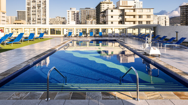 Hilton Waikiki Beach 